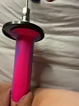 Snapshot of luisa1 chatting on 03/08/25, 10:56 luisa1 online show from 03/08/25, 10:56