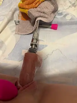 Snapshot of luisa1 chatting on 04/08/26, 07:03 luisa1 online show from 04/08/26, 07:03