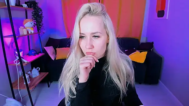 Bunny  of love online show from 12/14/24, 01:38