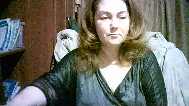 Madame-Butterfly online show from 11/13/25, 10:30