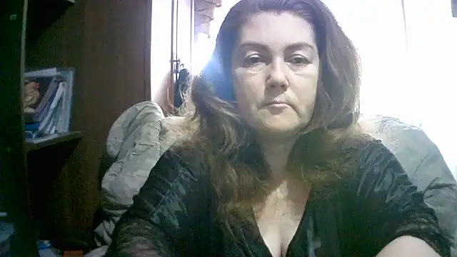 Madame-Butterfly online show from 11/19/25, 06:02