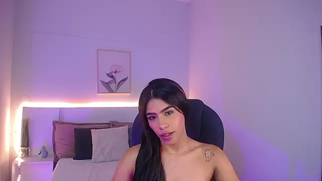 Snapshot of violeta_leon chatting on 12/21/24, 07:35 violeta leon online show from 12/21/24, 07:35