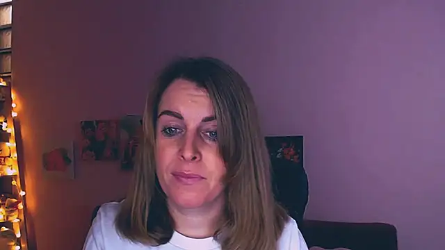 Snapshot of Hot_Milady chatting on 01/27/25, 07:14 Hot Milady online show from 01/27/25, 07:14