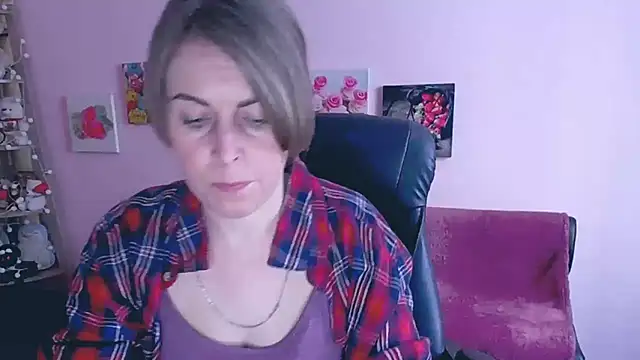 Snapshot of Hot_Milady chatting on 03/07/25, 08:02 Hot Milady online show from 03/07/25, 08:02