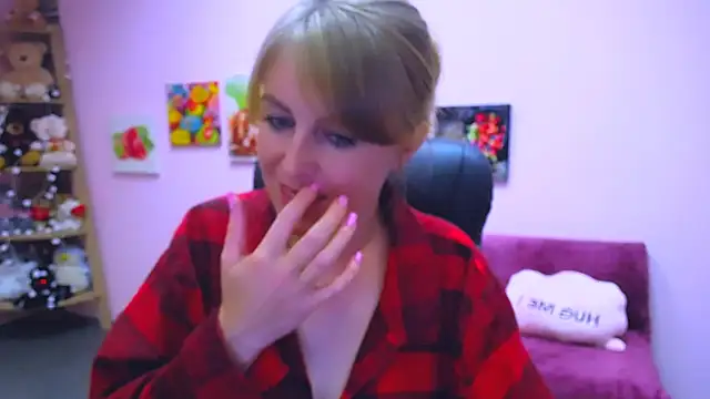 Snapshot of Hot_Milady chatting on 09/23/25, 07:11 Hot Milady online show from 09/23/25, 07:11