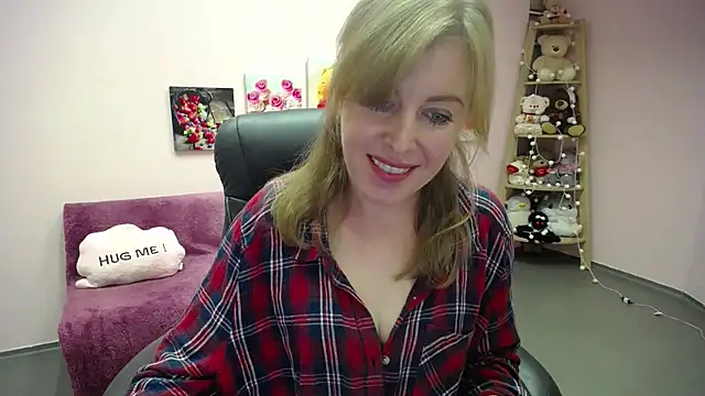 Snapshot of Hot_Milady chatting on 09/29/25, 07:13 Hot Milady online show from 09/29/25, 07:13