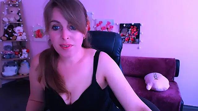 Hot Milady online show from 04/08/26, 07:41