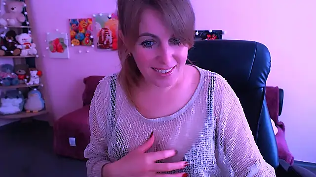 Snapshot of Hot_Milady chatting on 04/21/26, 07:47 Hot Milady online show from 04/21/26, 07:47
