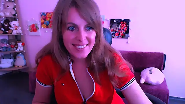 Snapshot of Hot_Milady chatting on 05/21/26, 07:26 Hot Milady online show from 05/21/26, 07:26