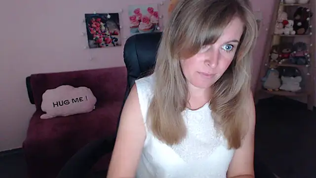 Hot Milady online show from 07/27/26, 07:15