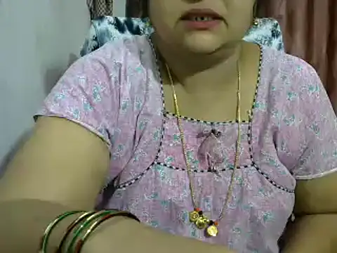 Snapshot of Naughty_Nityaa chatting on 01/16/25, 05:33 Naughty Nityaa online show from 01/16/25, 05:33