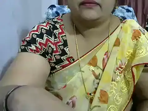 Snapshot of Naughty_Nityaa chatting on 01/18/25, 07:17 Naughty Nityaa online show from 01/18/25, 07:17