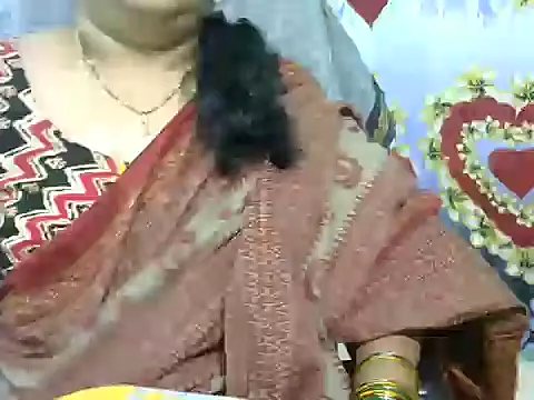 Snapshot of Naughty_Nityaa chatting on 03/13/25, 05:07 Naughty Nityaa online show from 03/13/25, 05:07
