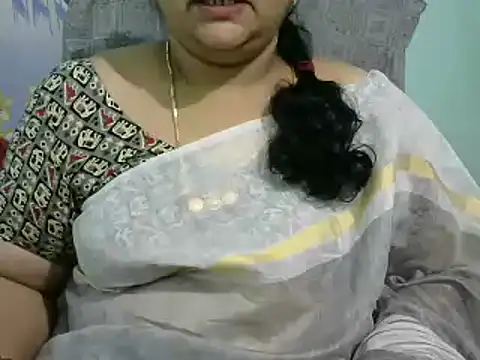 Snapshot of Naughty_Nityaa chatting on 03/21/25, 07:46 Naughty Nityaa online show from 03/21/25, 07:46