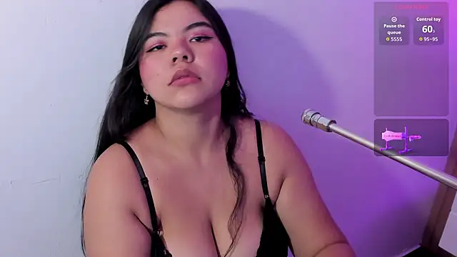 Snapshot of klhoe_boobs chatting on 03/23/26, 04:16 klhoe boobs online show from 03/23/26, 04:16