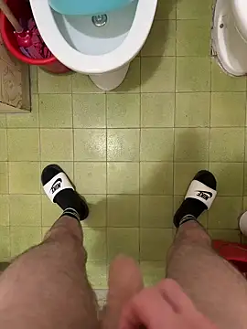 Snapshot of Miky_21 chatting on 09/09/25, 04:45 Miky 21 online show from 09/09/25, 04:45