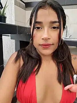 Snapshot of Mariangel_11 chatting on 02/24/25, 05:09 Mariangel 11 online show from 02/24/25, 05:09