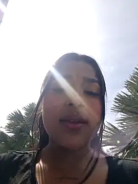 Snapshot of Mariangel_11 chatting on 10/16/25, 01:56 Mariangel 11 online show from 10/16/25, 01:56