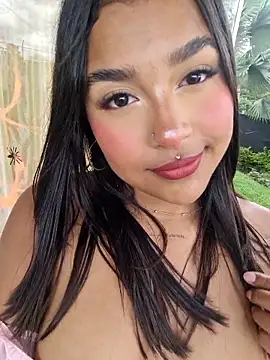 Snapshot of Mariangel_11 chatting on 10/24/25, 01:51 Mariangel 11 online show from 10/24/25, 01:51