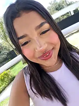 Snapshot of Mariangel_11 chatting on 10/25/25, 03:07 Mariangel 11 online show from 10/25/25, 03:07