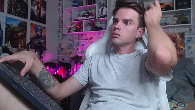 Mike Burn online show from 09/14/25, 04:17