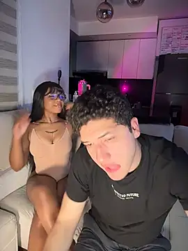 tiana nave online show from 04/14/26, 02:28