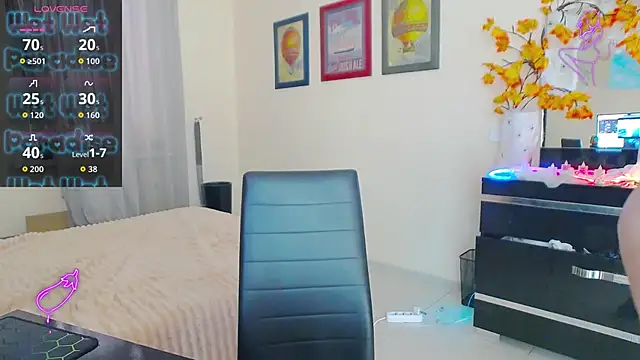 Lillianhot68 online show from 11/08/25, 10:59