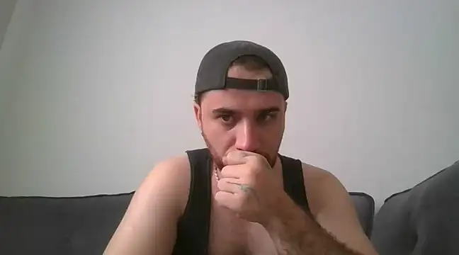 Snapshot of TomAlex chatting on 12/21/24, 07:27 TomAlex online show from 12/21/24, 07:27