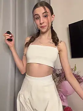 HellPeach online show from 02/06/25, 05:19