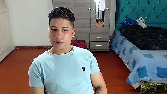 Snapshot of Randy_horny chatting on 10/01/25, 12:11 Randy horny online show from 10/01/25, 12:11