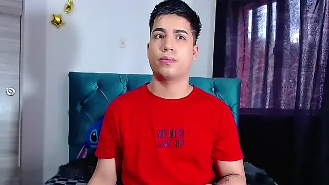 Snapshot of Randy_horny chatting on 11/23/25, 05:02 Randy horny online show from 11/23/25, 05:02