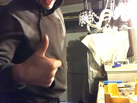 Snapshot of Gman143187 chatting on 01/02/25, 09:28 Gman143187 online show from 01/02/25, 09:28