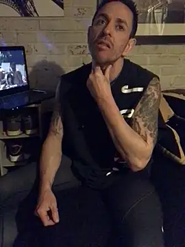 Snapshot of Gman143187 chatting on 01/30/25, 08:01 Gman143187 online show from 01/30/25, 08:01