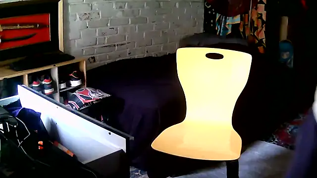 Snapshot of Gman143187 chatting on 03/12/25, 06:22 Gman143187 online show from 03/12/25, 06:22