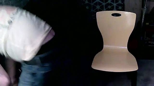 Snapshot of Gman143187 chatting on 03/17/25, 08:09 Gman143187 online show from 03/17/25, 08:09