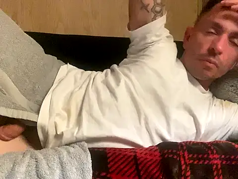 Snapshot of Gman143187 chatting on 09/11/25, 09:42 Gman143187 online show from 09/11/25, 09:42