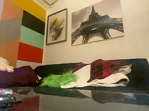 Snapshot of Gman143187 chatting on 09/30/25, 12:37 Gman143187 online show from 09/30/25, 12:37