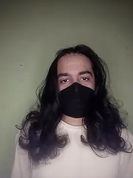 Snapshot of weeif chatting on 11/08/25, 08:18 weeif online show from 11/08/25, 08:18