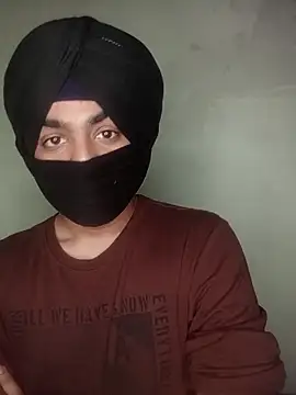 Snapshot of weeif chatting on 11/24/25, 04:29 weeif online show from 11/24/25, 04:29