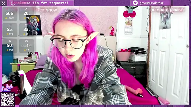 Snapshot of v3n0mb1t3z chatting on 03/20/25, 03:02 v3n0mb1t3z online show from 03/20/25, 03:02