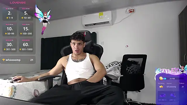 Snapshot of man_dur07 chatting on 12/18/24, 11:08 man dur07 online show from 12/18/24, 11:08