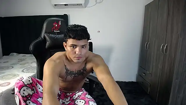 Snapshot of man_dur07 chatting on 01/22/25, 01:20 man dur07 online show from 01/22/25, 01:20