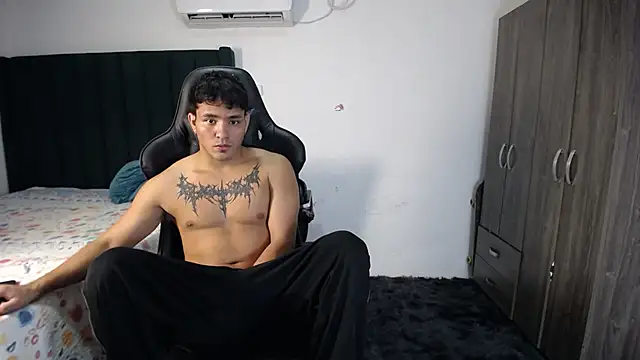 Snapshot of man_dur07 chatting on 01/28/25, 08:58 man dur07 online show from 01/28/25, 08:58