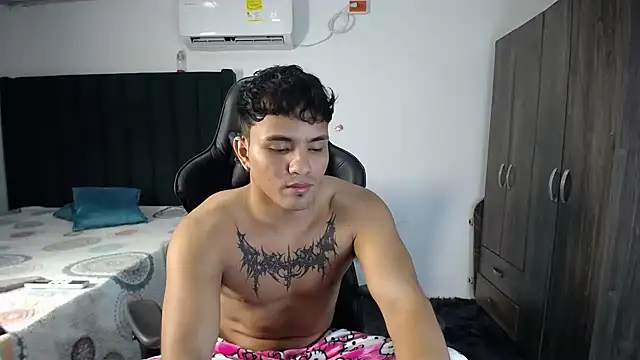 Snapshot of man_dur07 chatting on 01/31/25, 09:26 man dur07 online show from 01/31/25, 09:26