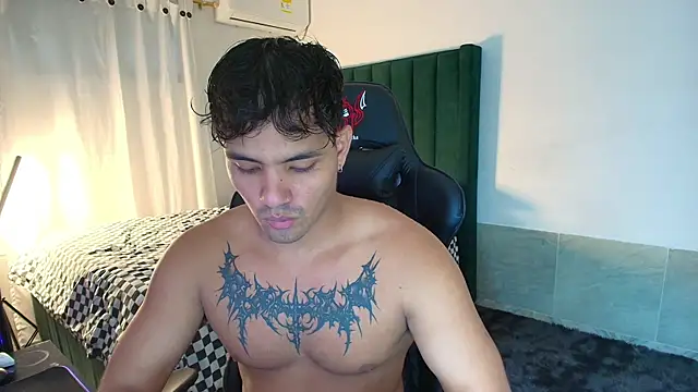 Snapshot of man_dur07 chatting on 12/02/25, 08:59 man dur07 online show from 12/02/25, 08:59