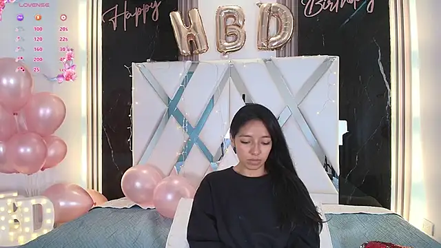 Valery wang online show from 03/22/25, 03:31