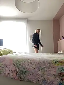 Snapshot of dann1111 chatting on 11/30/25, 10:08 dann1111 online show from 11/30/25, 10:08