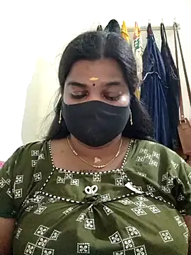 Snapshot of sulekha-mallu chatting on 12/20/24, 04:25 sulekha-mallu online show from 12/20/24, 04:25