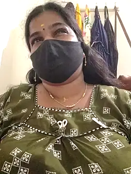 Snapshot of sulekha-mallu chatting on 12/20/24, 07:28 sulekha-mallu online show from 12/20/24, 07:28