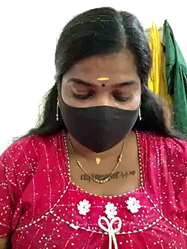 Snapshot of sulekha-mallu chatting on 01/09/25, 06:06 sulekha-mallu online show from 01/09/25, 06:06